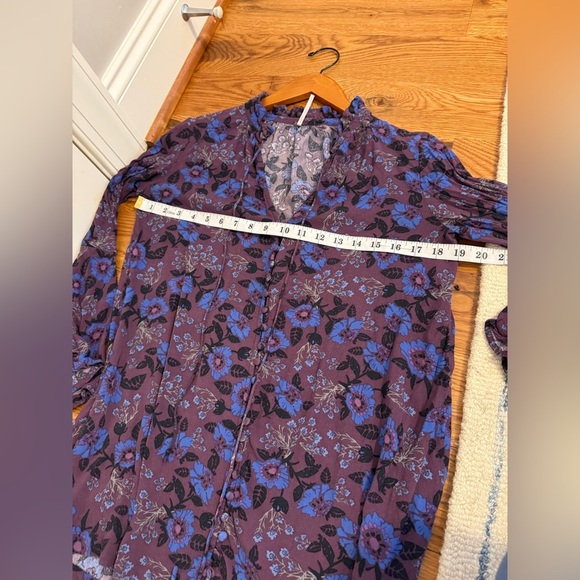 Free People Magic Mystery Tunic Plum Shirt Size XS - Picture 9 of 10